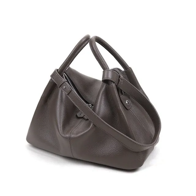 Original Design Large Capacity Versatile Retro Simple Commute Tote Bag Khaki - Shop at LoveMi