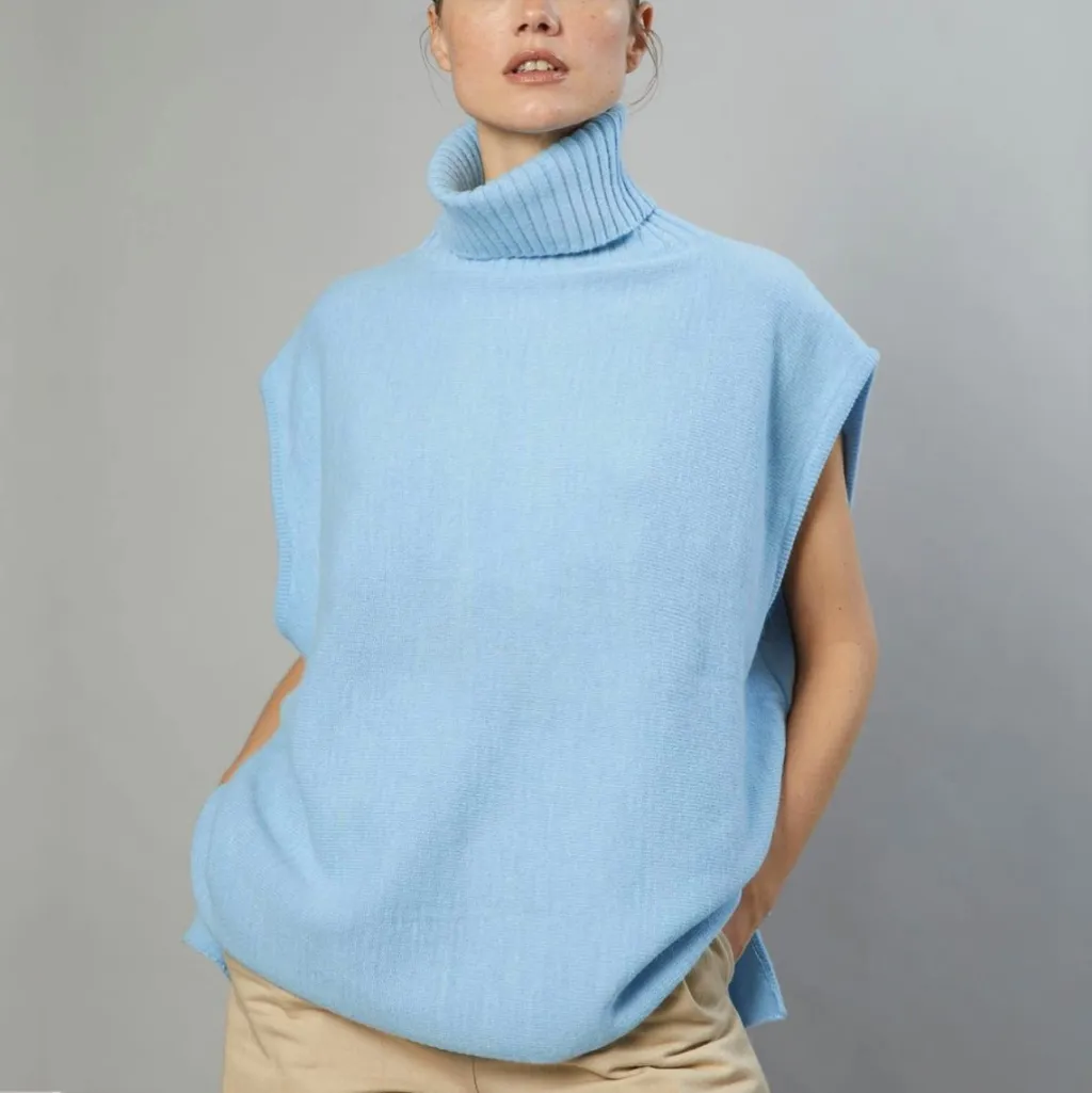 Women's Turtleneck Sleeveless Top Fashion Casual Sweater - Blue