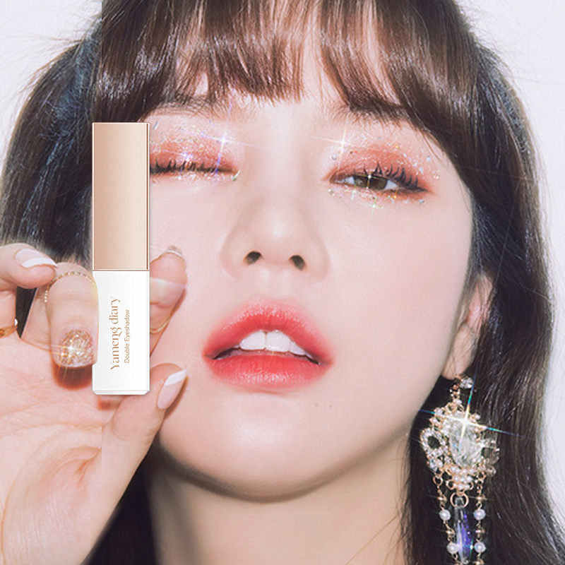 Rotating Gradient Two-Color Eyeshadow Stick