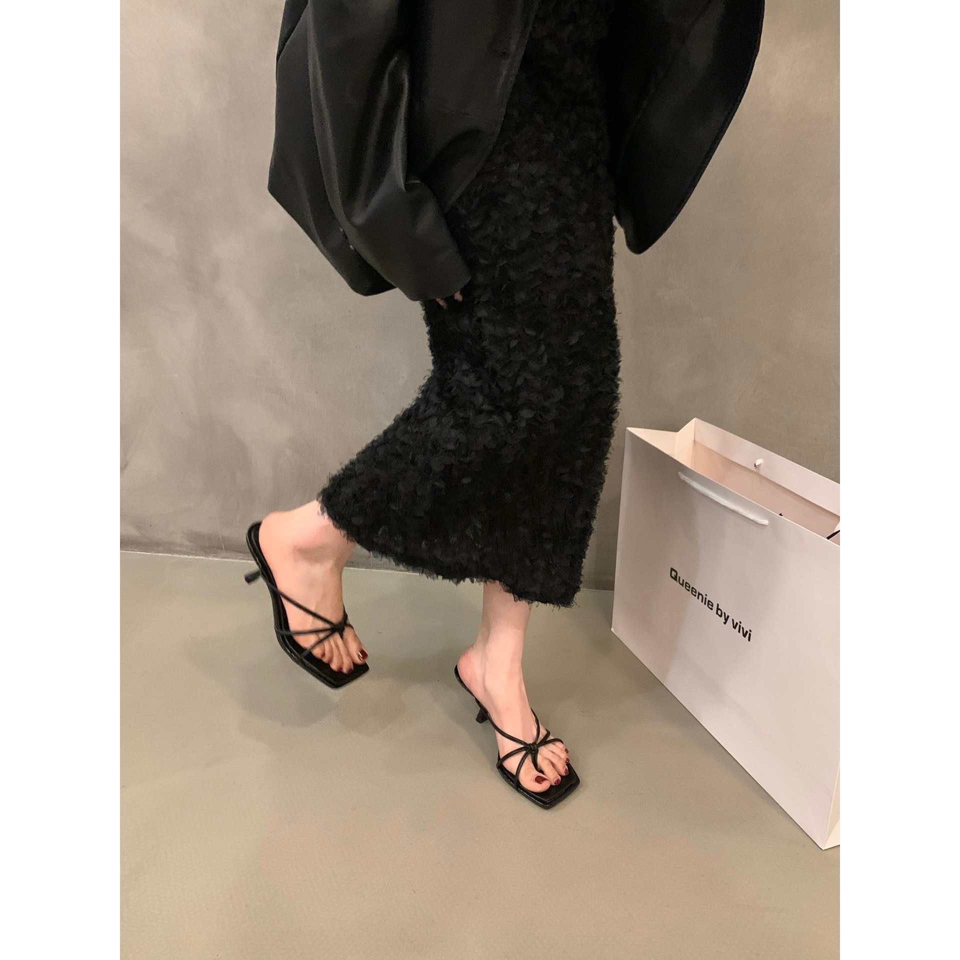Elegant T-strap Sandals Fairytale-style Womens Footwear