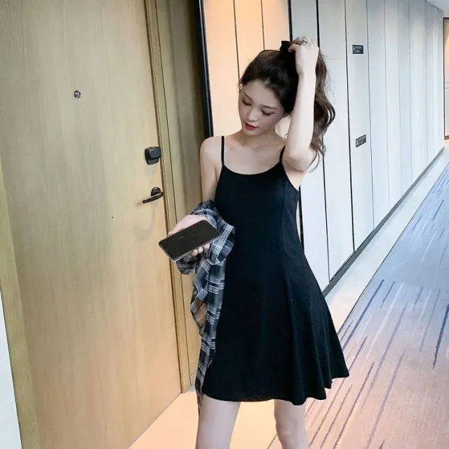 Super fairy Spaghetti strap Women's Loose Slimming Hepburn Wind Black Skirt Black Short - Shop at LoveMi