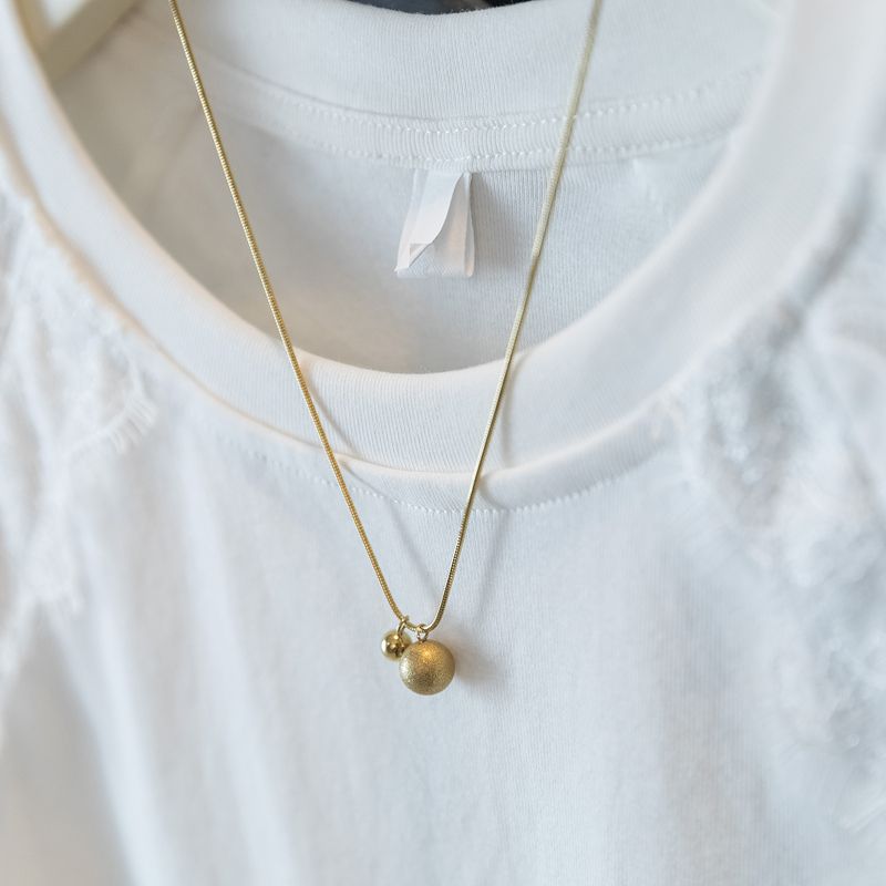 Simple Lace-spliced Round-neck Short Sleeves Simple Lace-spliced Round-neck Short Sleeves