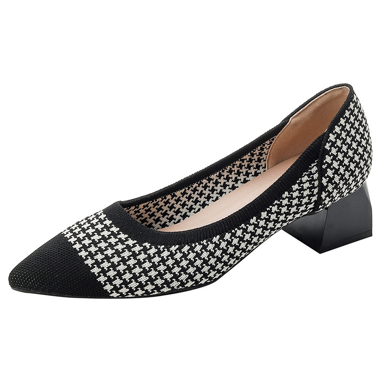Flyknit Pointed-Toe Chunky-Heeled Pumps, picture 5 of 11