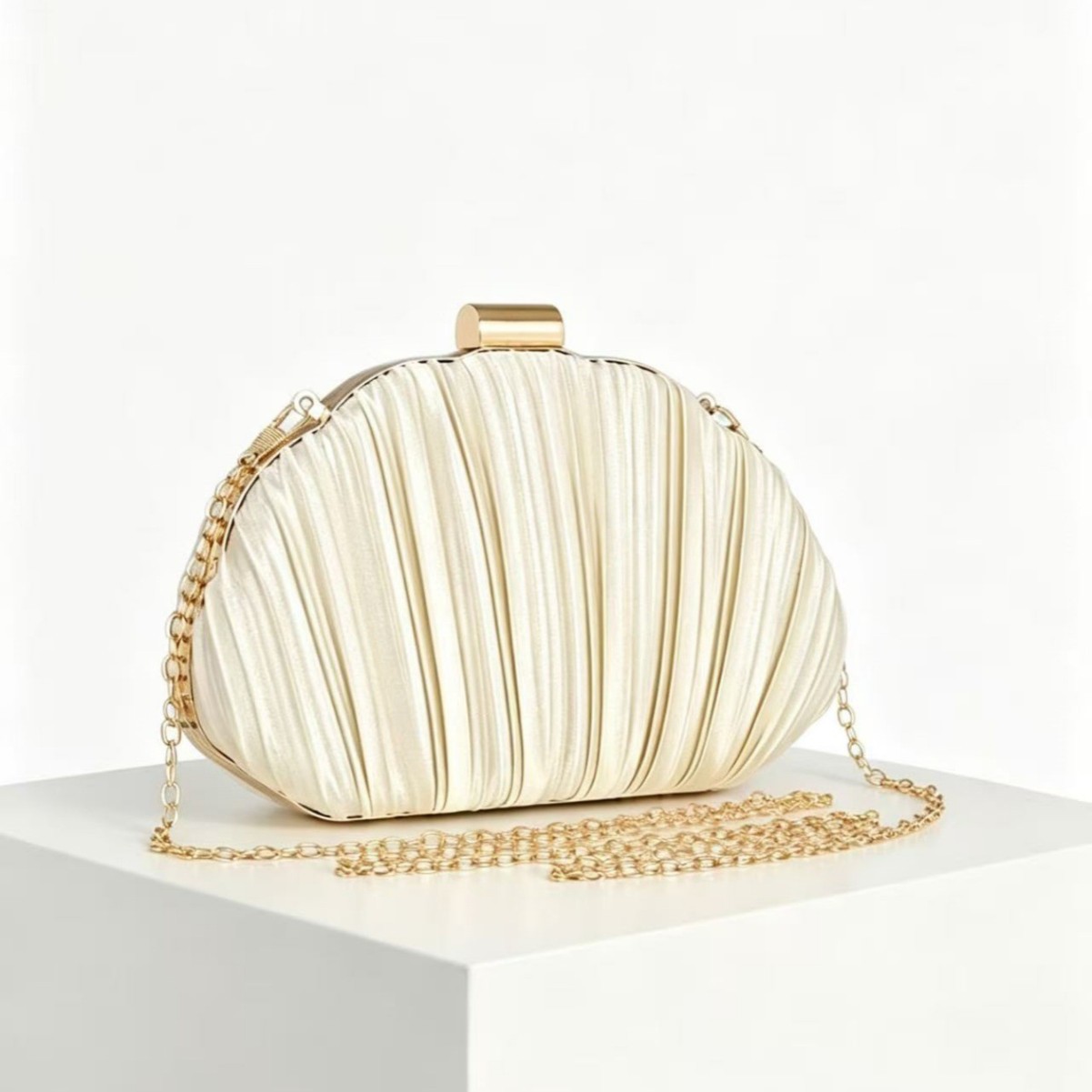 New Vintage Womens Shell-shaped Pleated Crossbody Bag