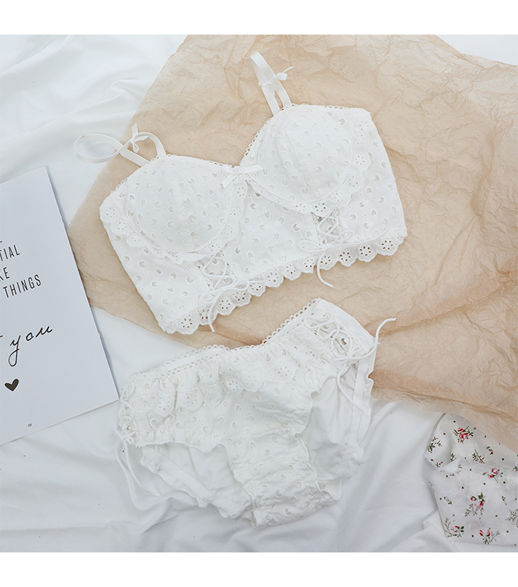 Title 1, Comfort Without Rims Cute Girly Lace Cotton Bra...