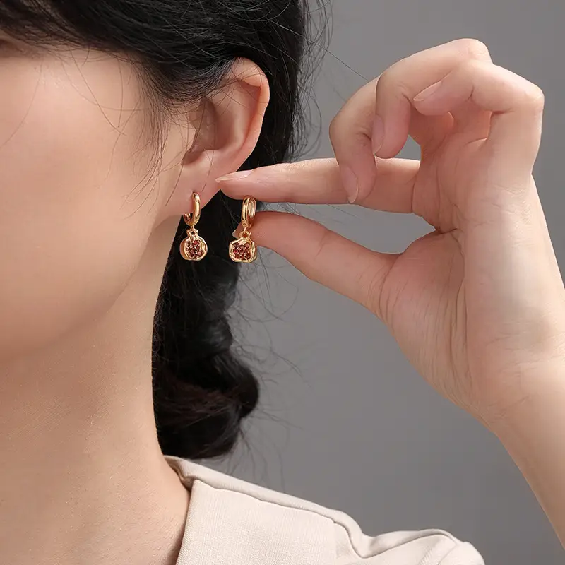 Women's Fashion Small Exquisite Pomegranate Earrings
