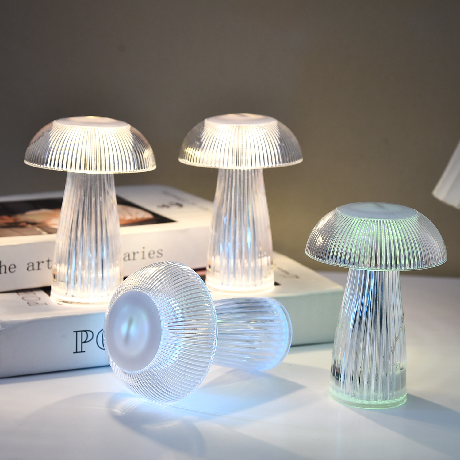 Creative Mushroom Atmosphere Electronic Jellyfish Table Lamp Home Decor - Image 1