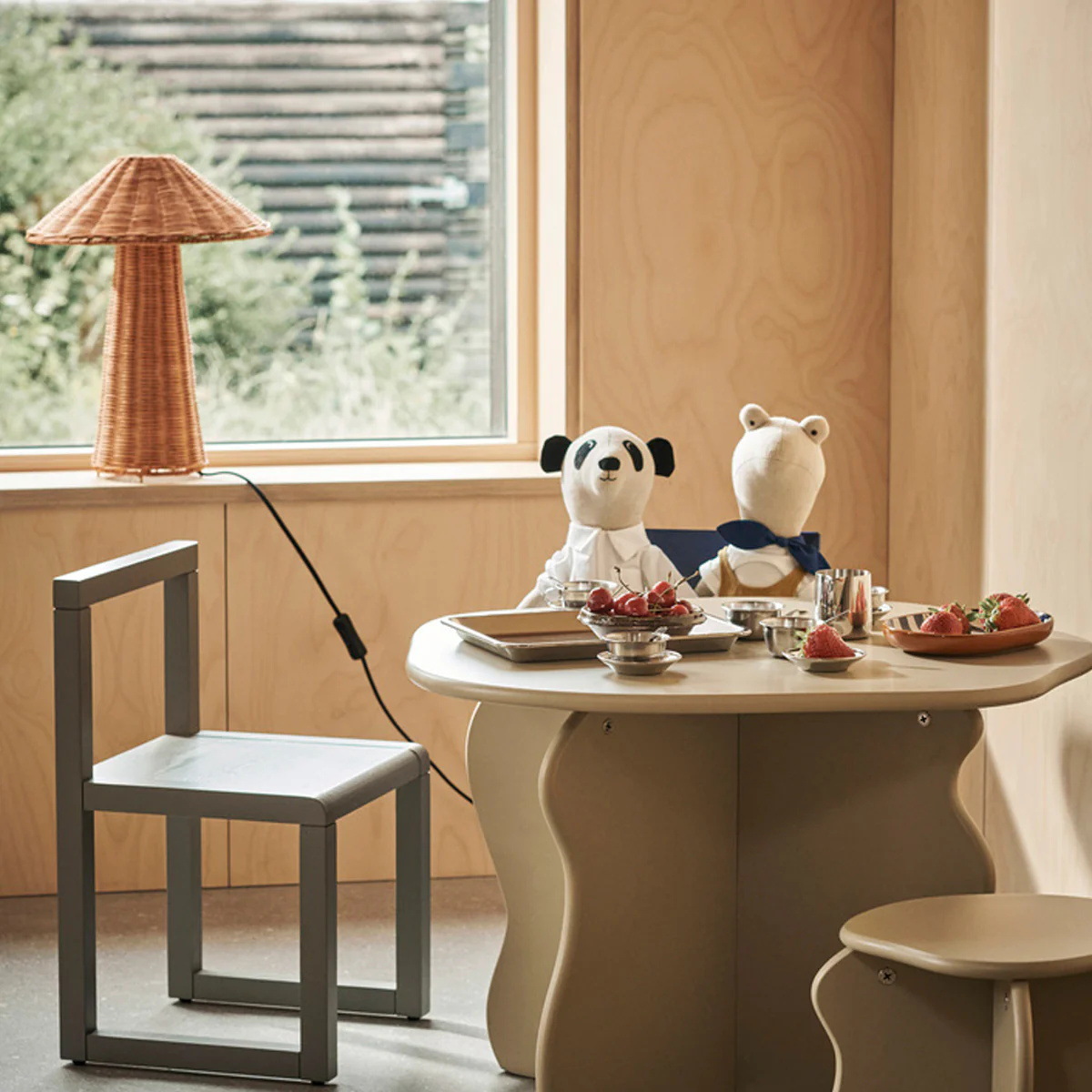 Vintage Rattan Handmade Mushroom Shape Table Lamp Study And Bedroom - Image 3