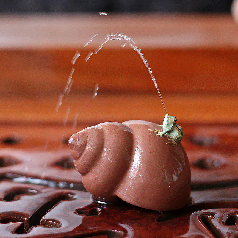 Round Spray Water Snail Frog Pure Handmade Yixing Clay Tea Pet Ornament