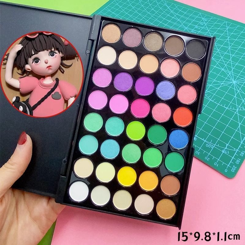 Pearlescent 40-color Eyeshadow Palette