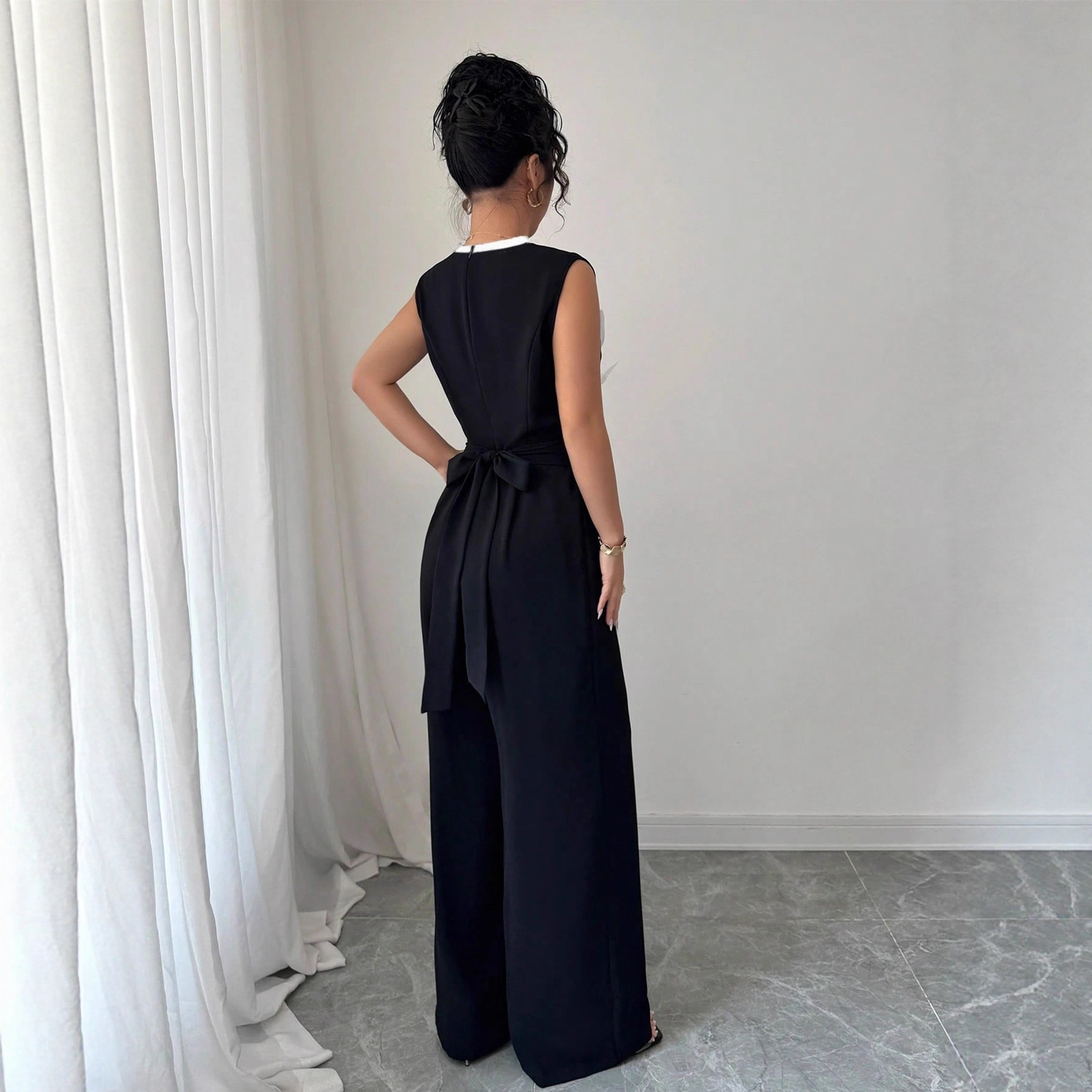 Elegant Embroidered Black Crew-Neck Sleeveless Wide-Leg Jumpsuit - Image 2