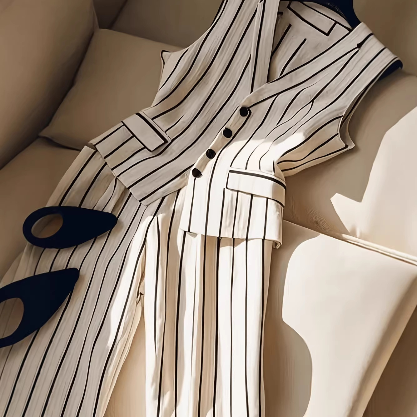 Elegant Sleeveless Blazer Vest And Wide-leg Pants Set For Women