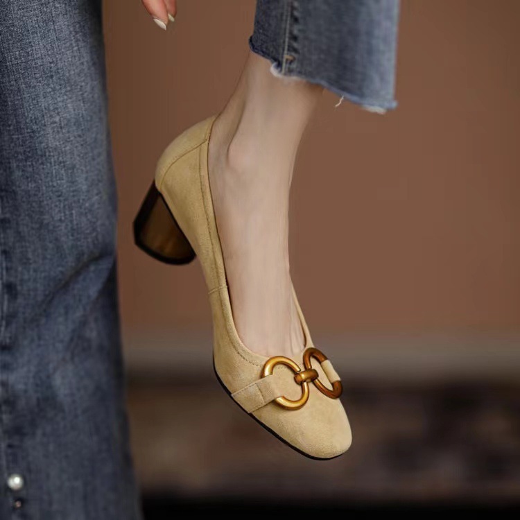 Suede Chunky-Heel High Heels, picture 2 of 5
