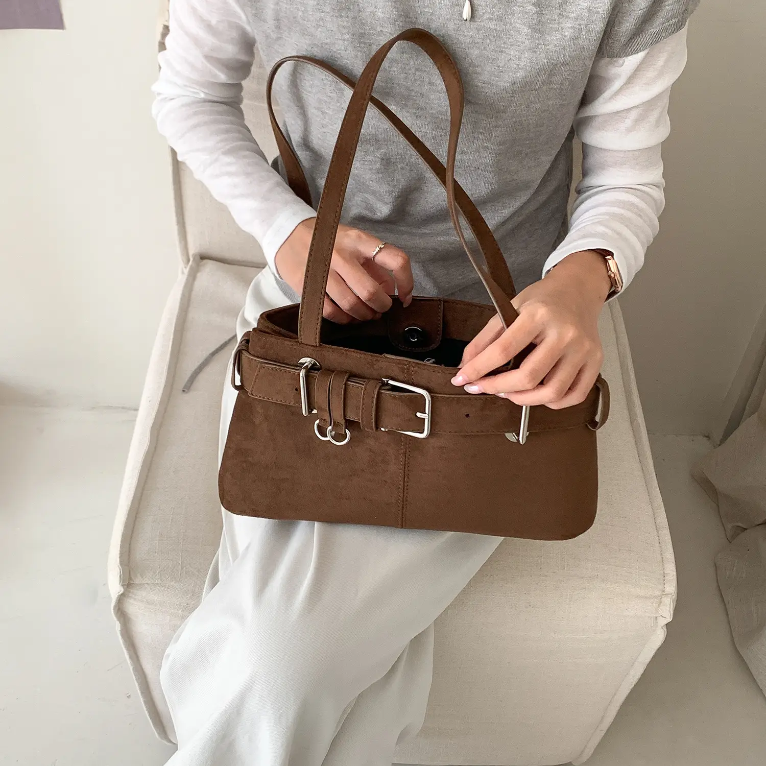 Retro Minority Design Autumn And Winter Underarm Bag