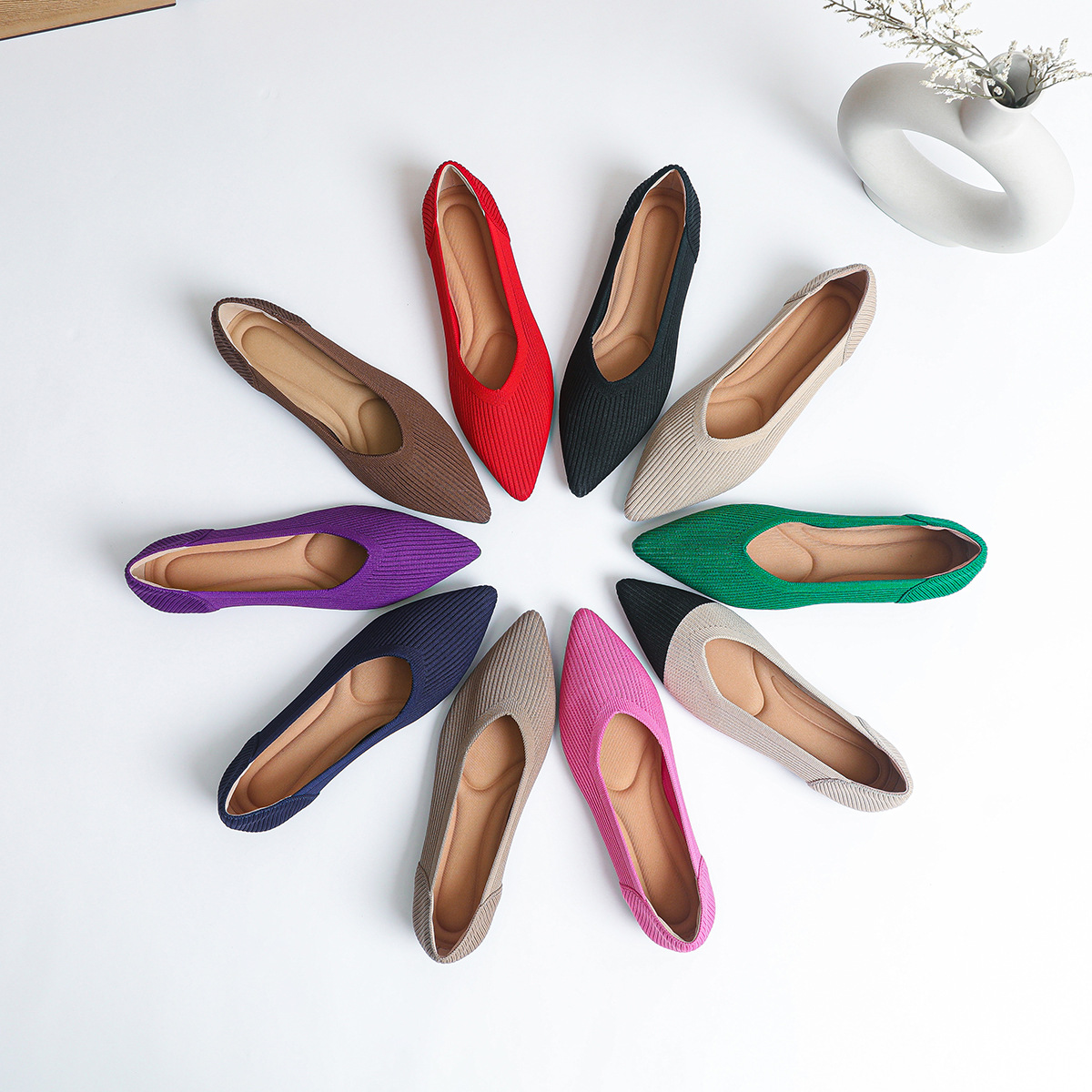 Knit Breathable Shallow Mouth Pointed Flat Bottom Pumps