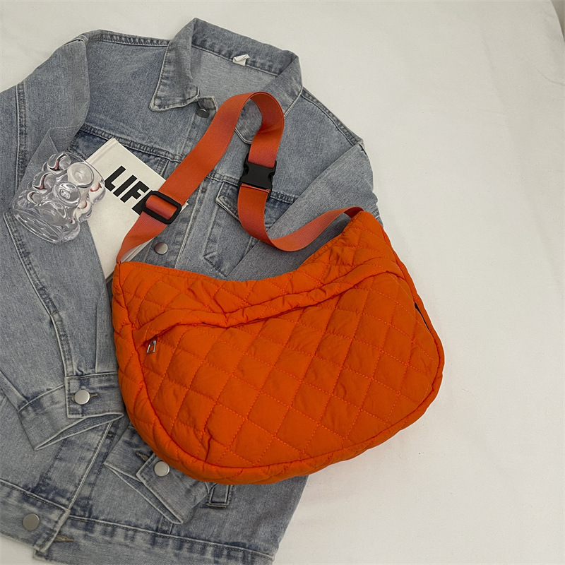https://cf.cjdropshipping.com/quick/product/b7418e2d-6ed8-4a53-a753-5392b5e96d71.jpg