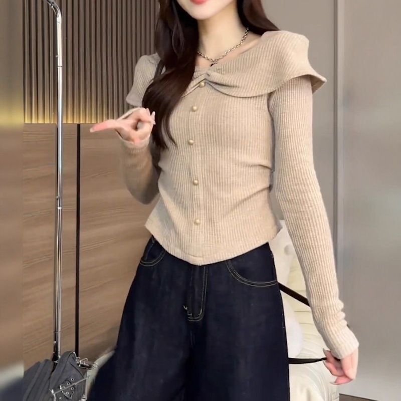 Elegant French Pleated Ruffle Long Sleeve Top - Khaki Elegant French Pleated Ruffle Long Sleeve Top - Khaki