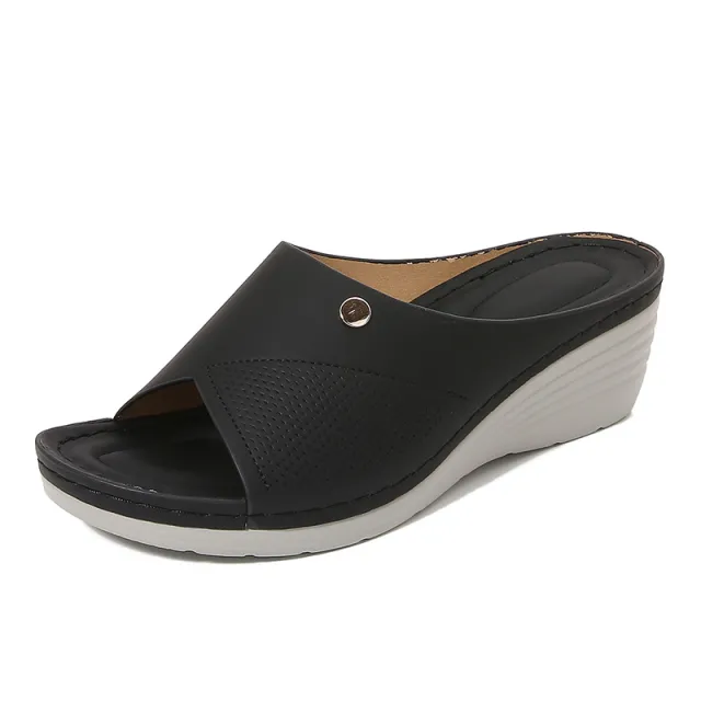 Spring And Summer Fashion Casual Wedge Beach Outdoor Slippers Black - Shop at LoveMi