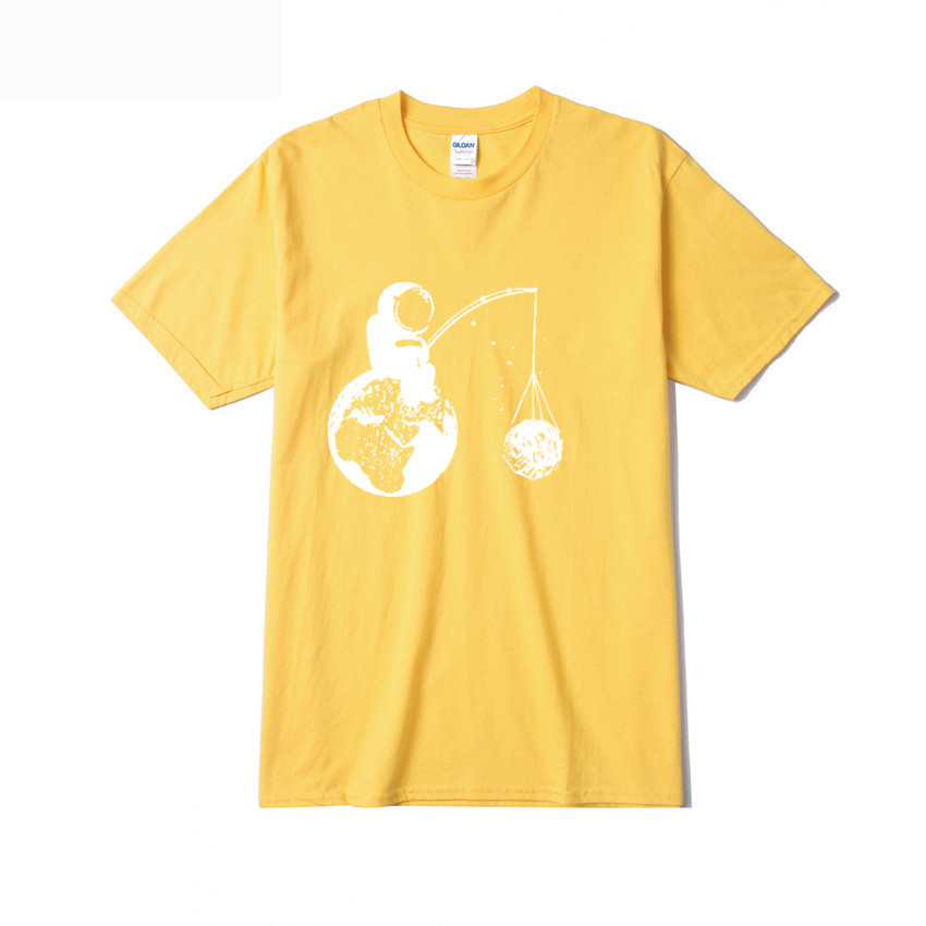 Title 13, Camiseta masculina moderna de astronauta com ma...