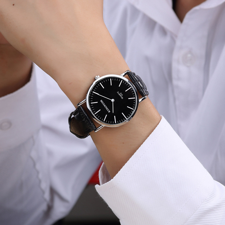Stylish And Minimalist Two-hand Leather-strap Watch For Men And Women 3