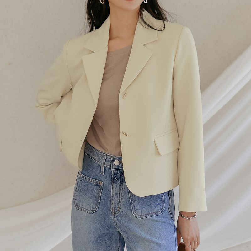 Elegant Minimalist Versatile Short Blazer