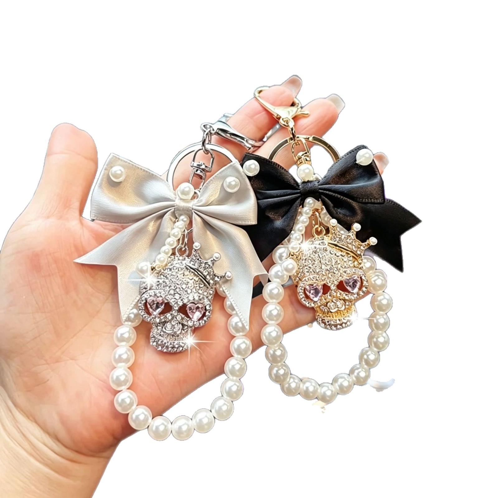 Halloween keychain crowned skull (silver skull keychain)