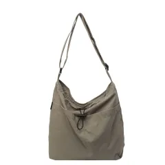 Outdoor Travel Large Capacity Shoulder Bag Women - Green - View 1