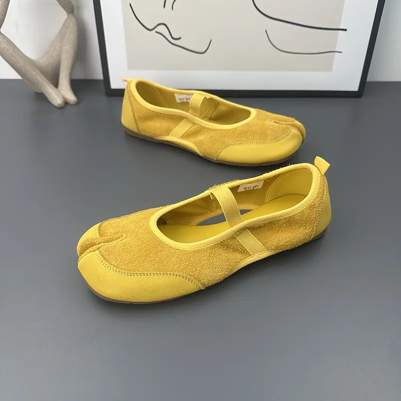 Round-toe Casual Loafers With A Flat Sole