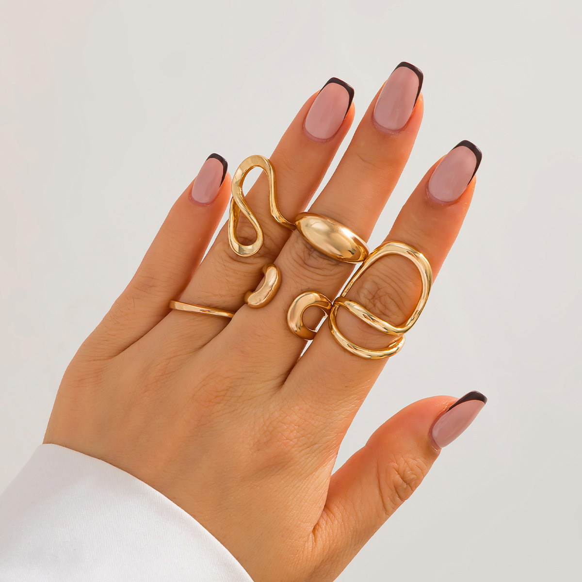 https://cf.cjdropshipping.com/quick/product/b7fdb4f7-a111-4127-b1be-d047f316913c.jpg
