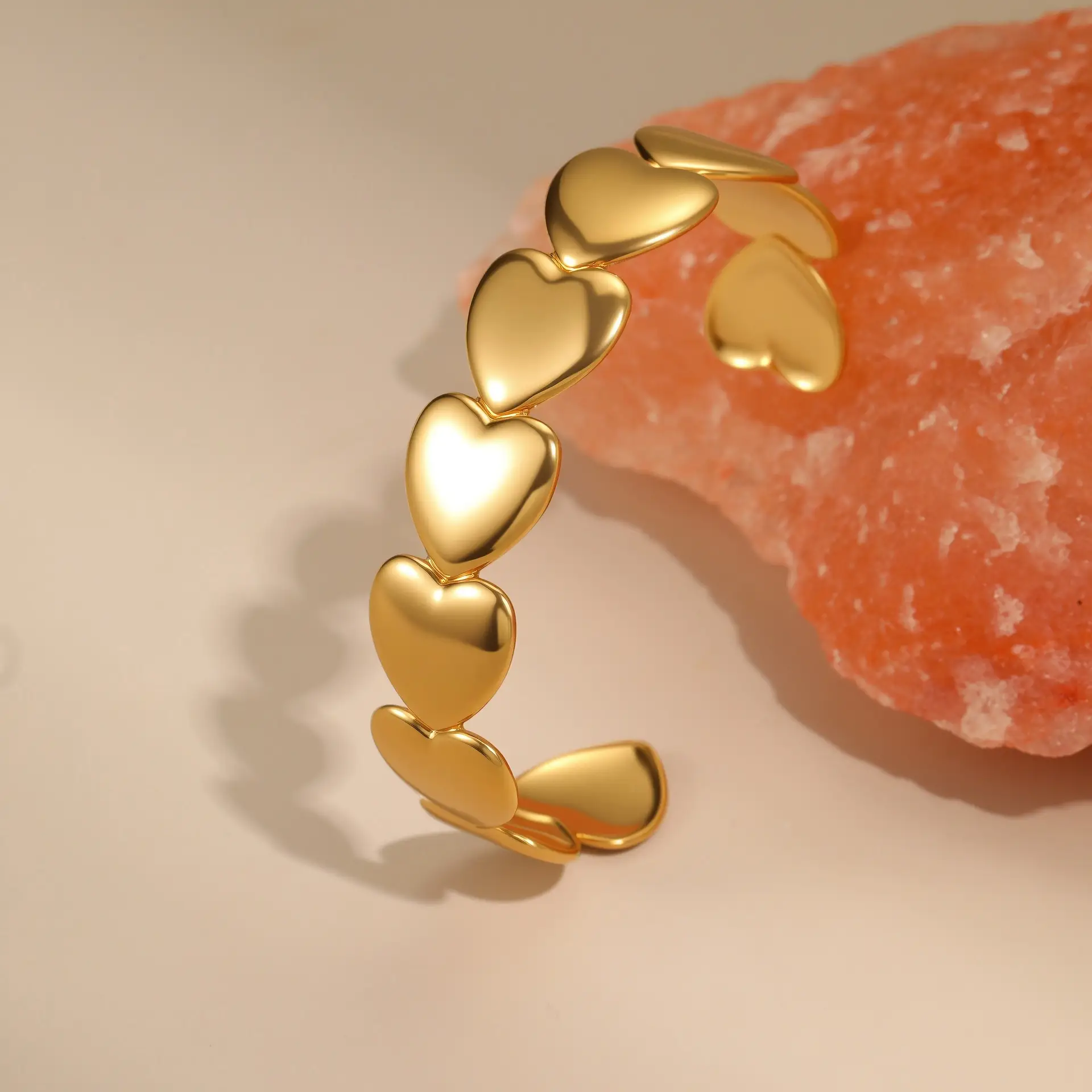 Heart-shaped Five-pointed Star Bracelet Does Not Fade Gold-plated Delicate Opening