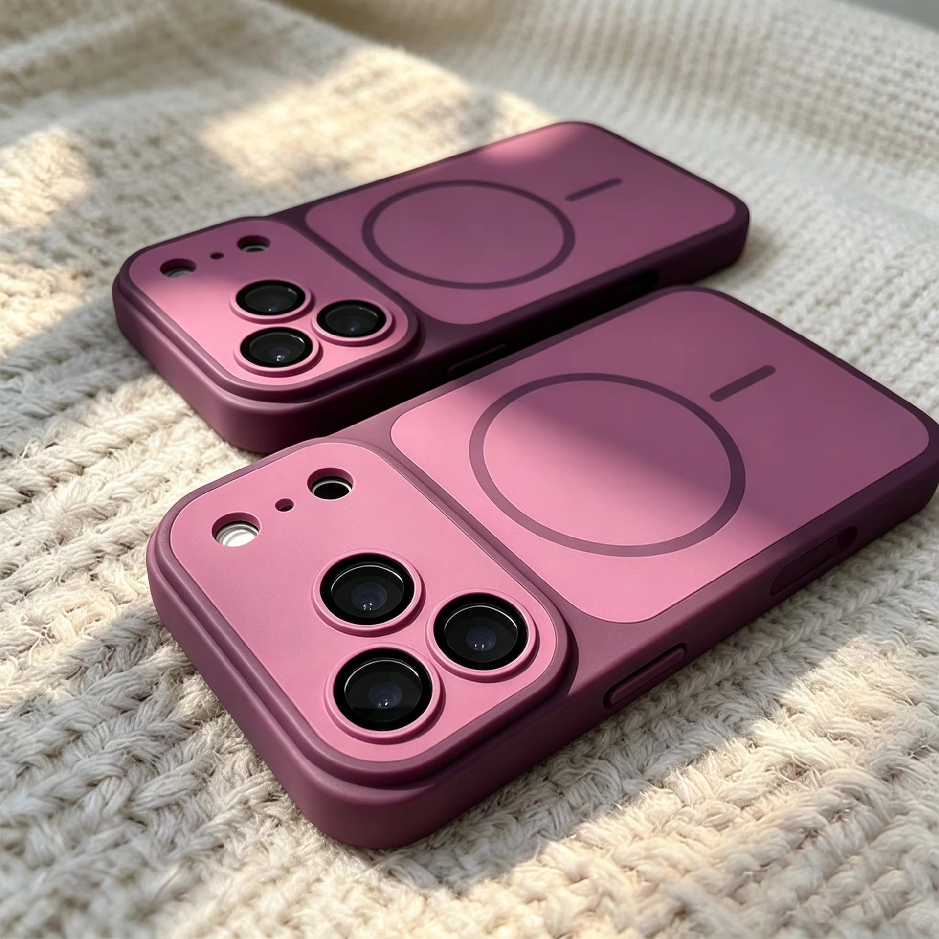 Magnetic Phone Case Dual-color Skin-feel Finish