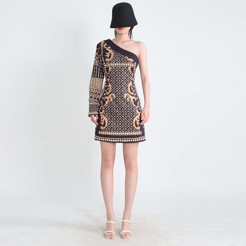 Retro Style Small Long Sleeve Dress