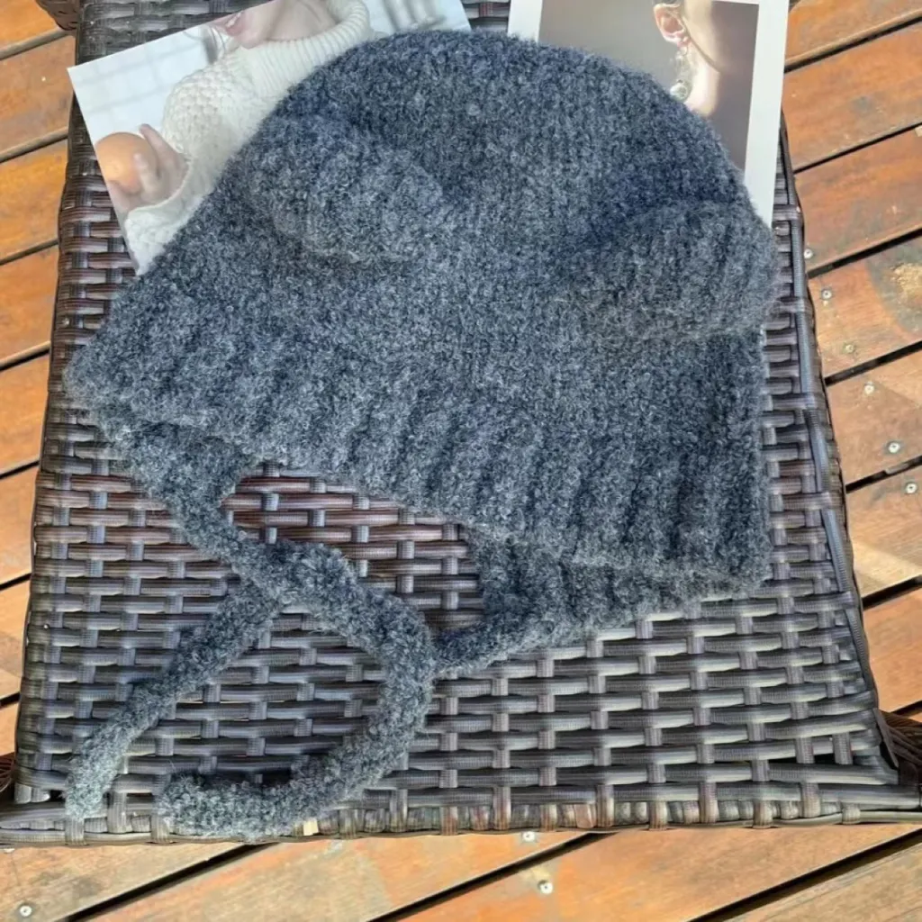 Cute Bear All-matching Warm Woolen Knitted Hat - Gray