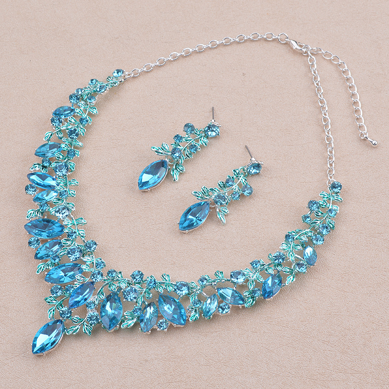 Luxury Rhinestone And Gemstone Necklace And Earring Set