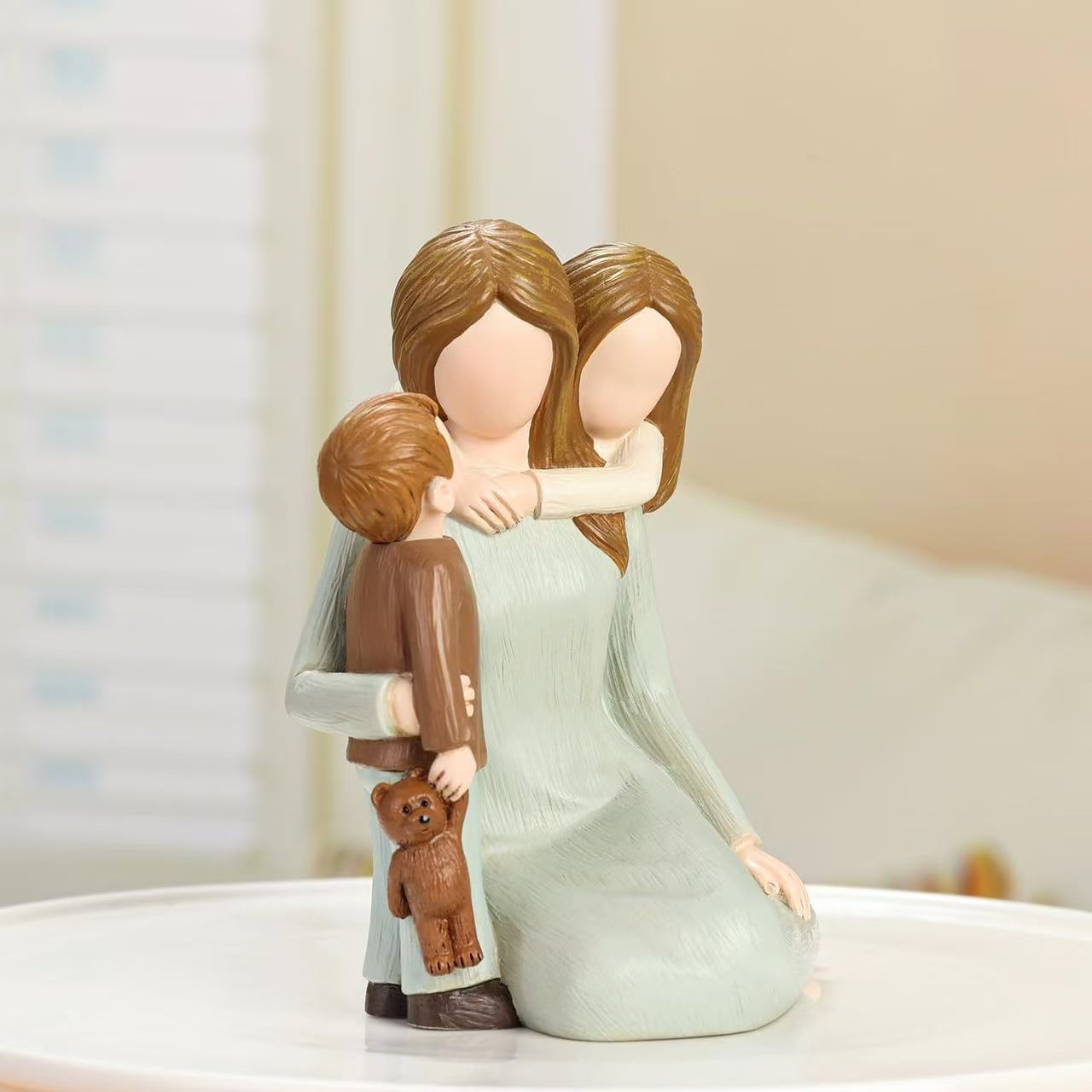 Family of three resin figurine ornament (double hand angel)