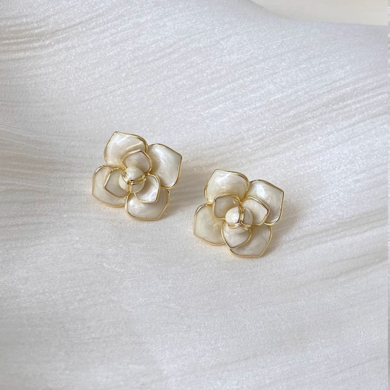 https://cf.cjdropshipping.com/quick/product/b8725b13-2017-40f8-be8c-67936940acfd.jpg