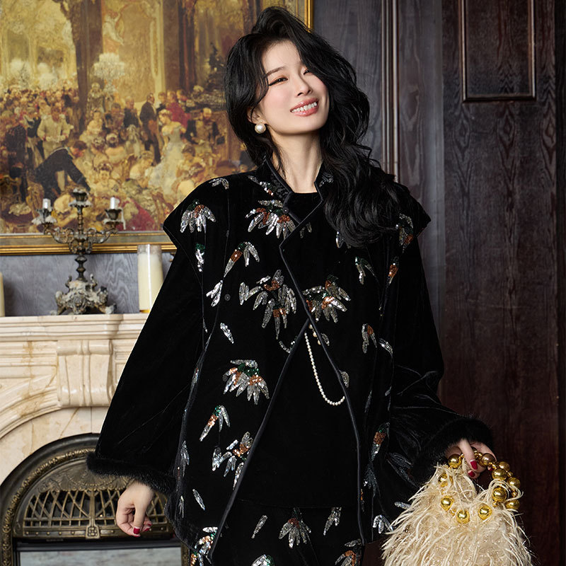 High-grade Autumn Women's Jacquard Satin Cardigan Style Buckle Outerwear Vest Top