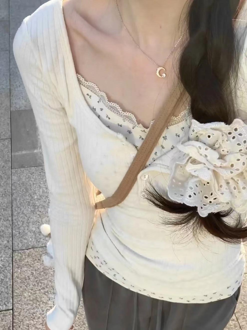 Women's Fashion Lace Edge Slim Fit Patchwork Bottoming Shirt T-shirt