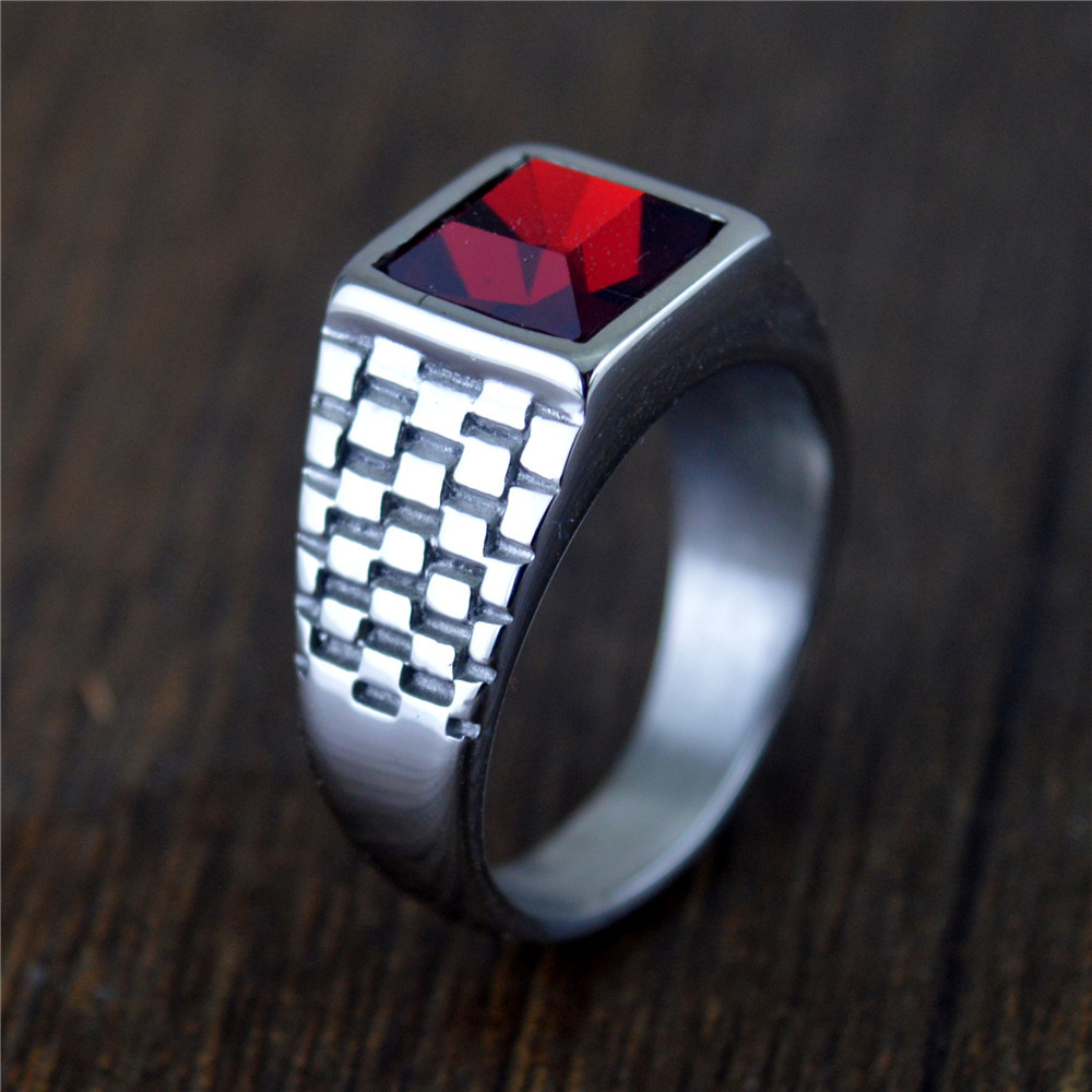 Popular Punk Retro Inlaid Jewel Pattern Titanium Steel Ring
