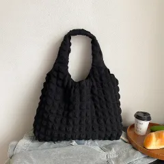 Pleated Bubble Bag Girl One-shoulder Hand Carrying - Black - View 1