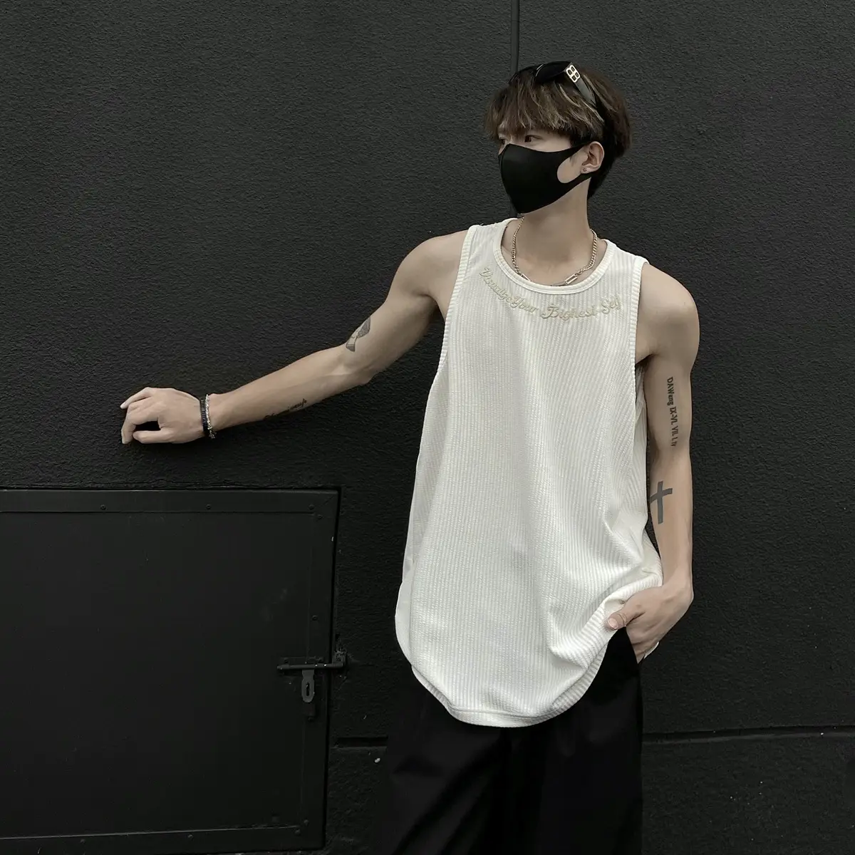 Mens Loose-Fit Sleeveless Ice Silk Vest For Sports
