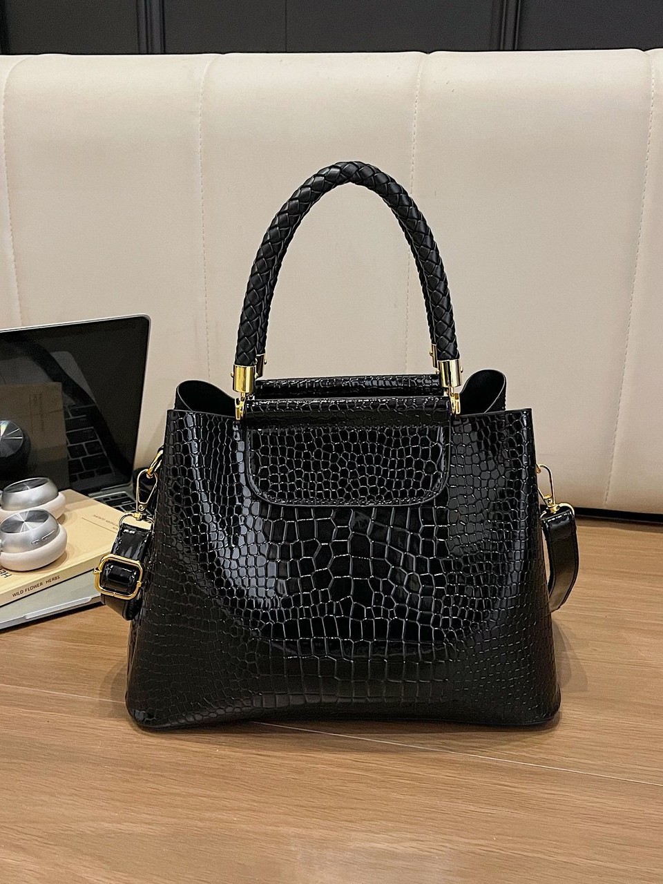Sac urbain minimaliste à strass — PU, carré vertical 7