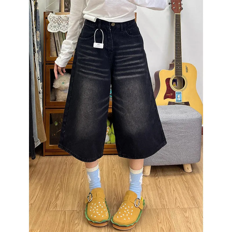 High-waisted Denim Capri Pants For Spring And Summer With A Retro Vibe - Black