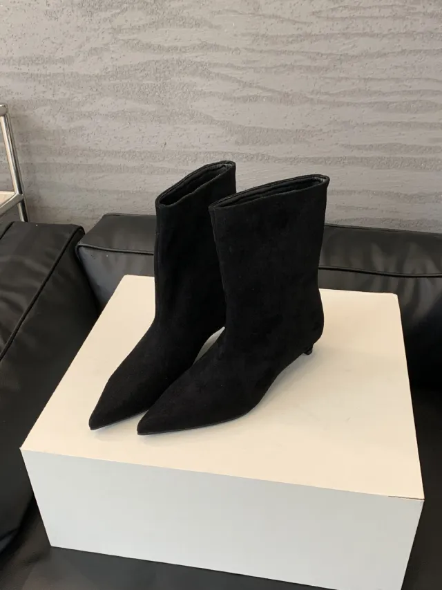 Low Heel French Retro Pointed Ankle Boots Black - Shop at LoveMi