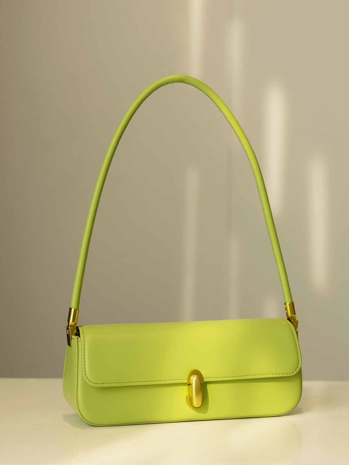Sac rabat chic underarm — Compact, multi-coloris 10