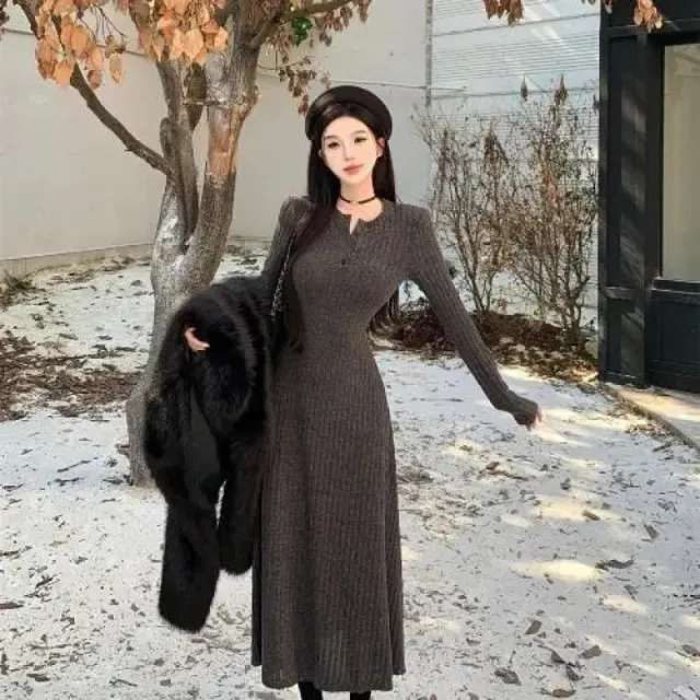 Slim fit Temperament Pure Color Bottoming Skirt V neck Knitted French Midi Skirt Gray - Shop at LoveMi