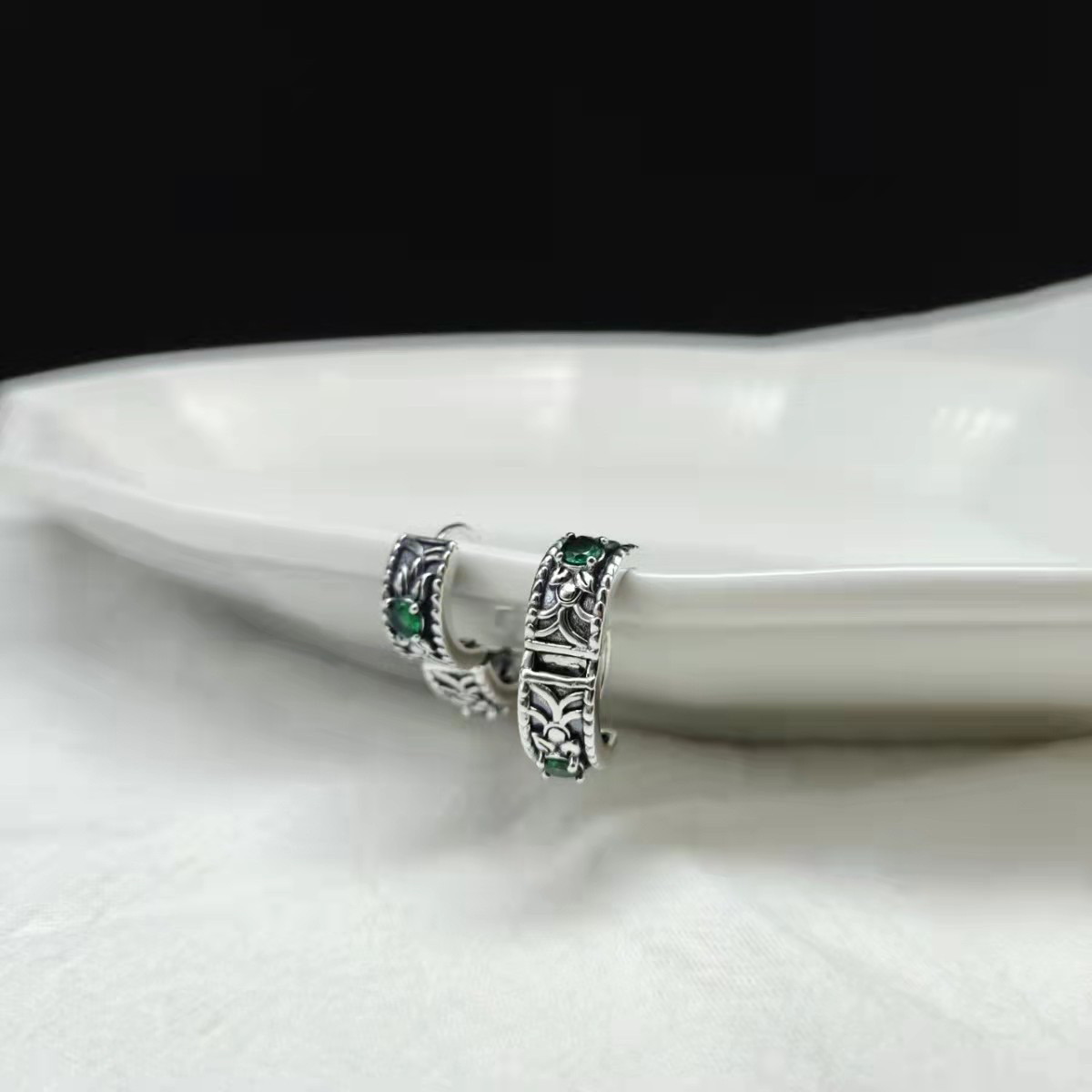 Retro Trendy Earrings Ornament