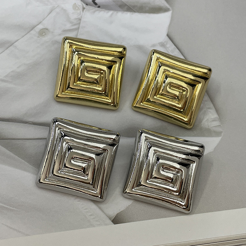 New Mid-ancient Simple Metal Cycloid Square Earrings
