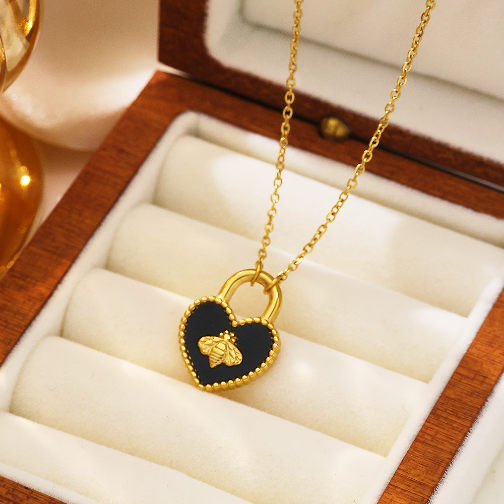 https://cf.cjdropshipping.com/quick/product/b99367b5-2aab-4e40-b0ab-a925b259eac6.jpg