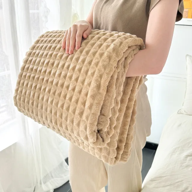 Flannel Plaid Blanket Soft Double Thick Warm Nap Blanket Camel - Shop at LoveMi